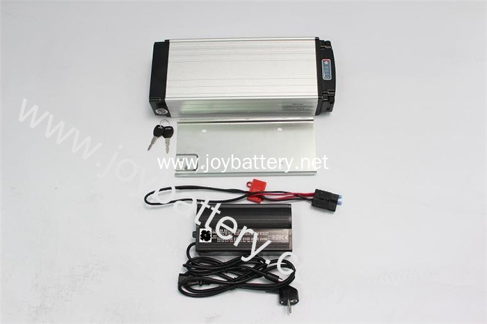 24V 13.2AH Li-ion Rear Carrier Style Flat Aluminium Case Battery (OEM Cell 18650 22P)