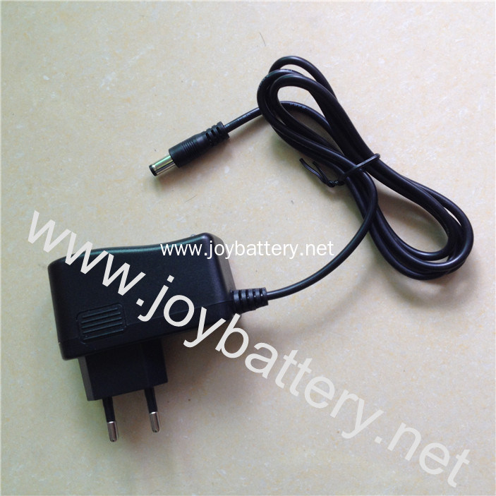 2 Colors LED indicator tonometer charger 8.4V 1A 8.4V 1.5A, 4.2V 2A,12.6V 1A lithium battery charger